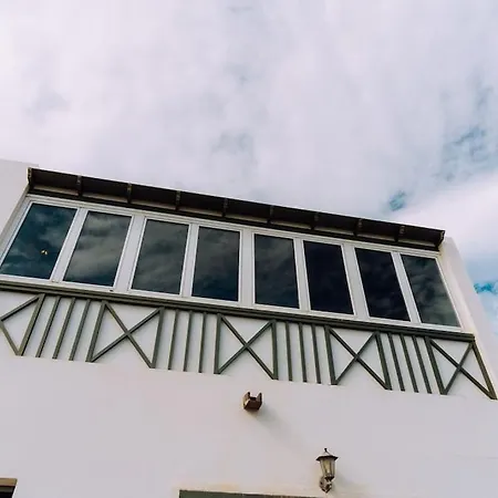 Precioso Junto Al Mar. *