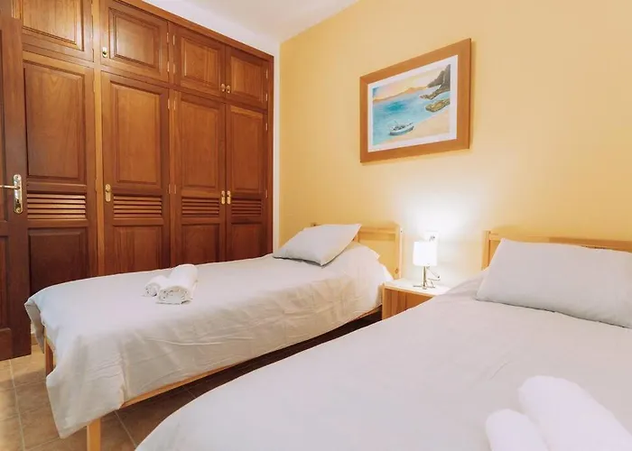 Precioso Junto Al Mar. Arrieta (Lanzarote)