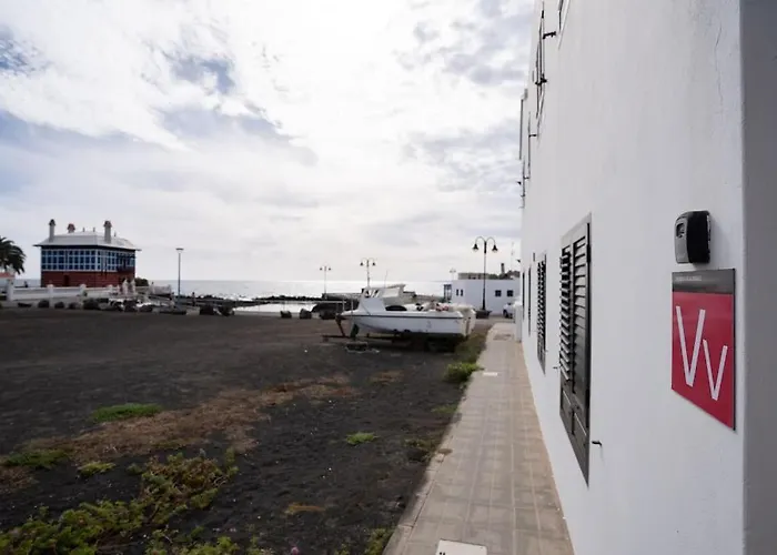 Precioso Junto Al Mar. * Arrieta (Lanzarote)