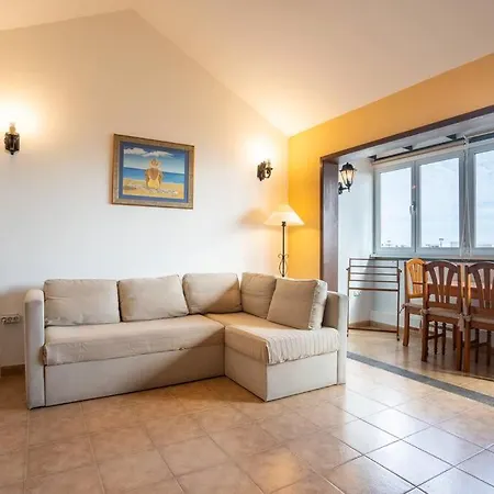 Precioso Junto Al Mar.