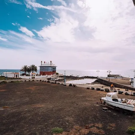 Daire Precioso Junto Al Mar. *