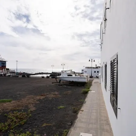 Precioso Junto Al Mar. * Arrieta (Lanzarote)